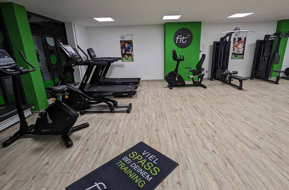 fitplus_Fitnessstudio Kappelrodeck Cardiotraining_1