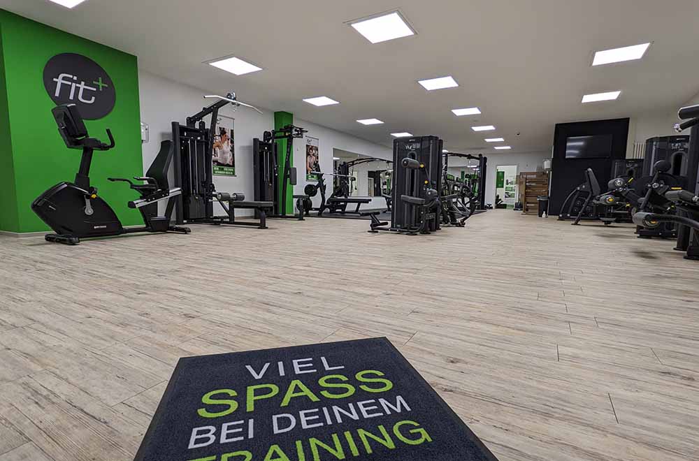 fitplus_Fitnessstudio Kappelrodeck Krafttraining_1